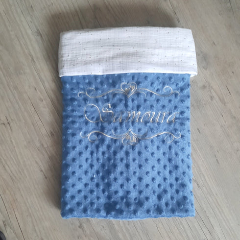 Couverture printemps/été doublée en gaze de coton doux personnalisé, brodée prénom et/ou ornement